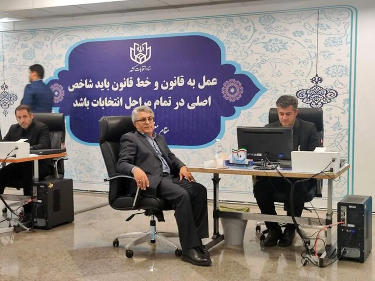 کشور نیاز به شعار عدالتخواهی و رفتار نمایشی برای در کنار مردم بودن ندارد