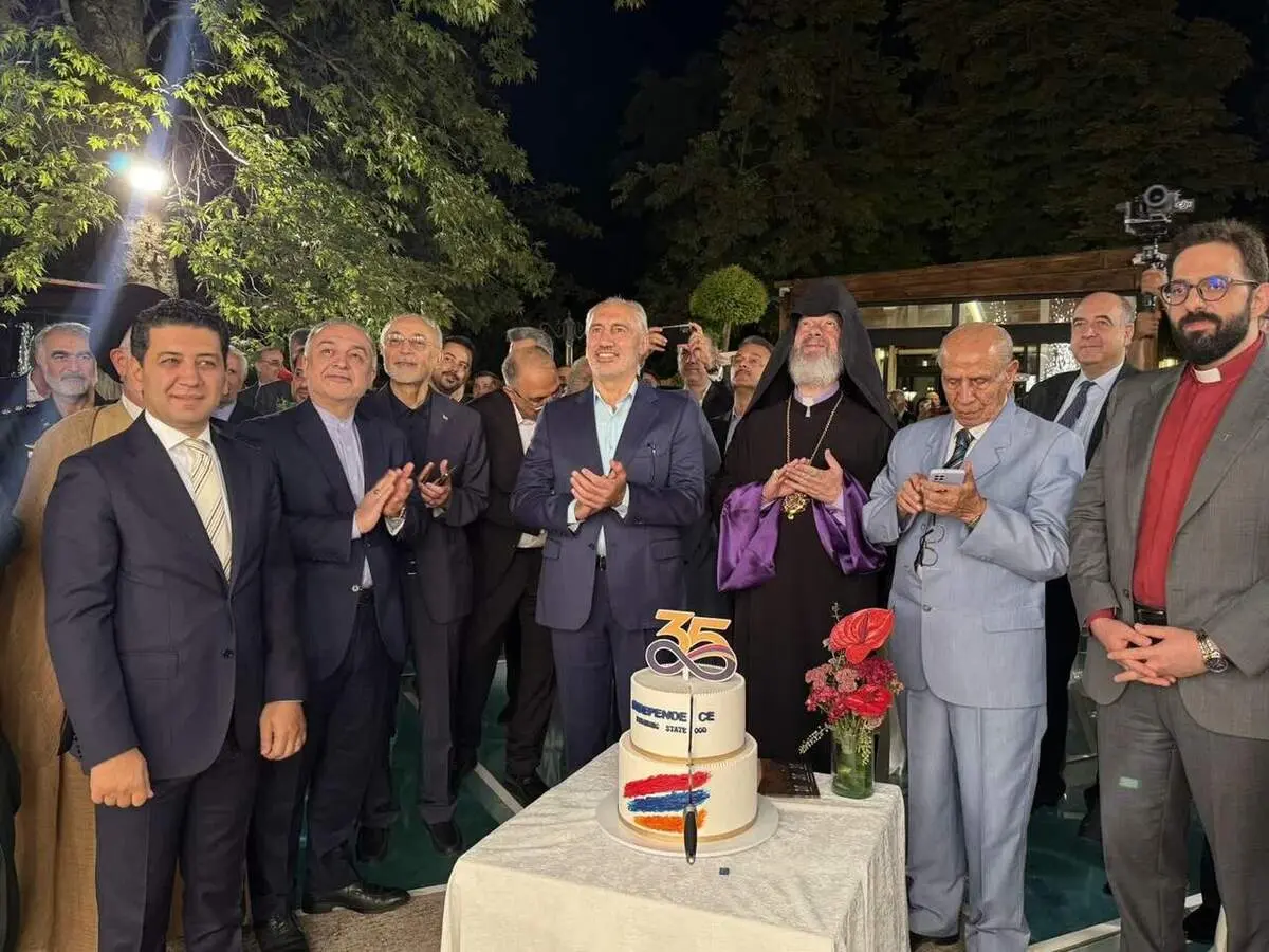 حضور رئیس بنیاد ایران‌شناسی در مراسم گرامی‌داشت سالگرد استقلال ارمنستان