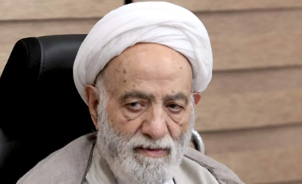تصویری تلخ از وضعیت جسمانی قرائتی+ عکس