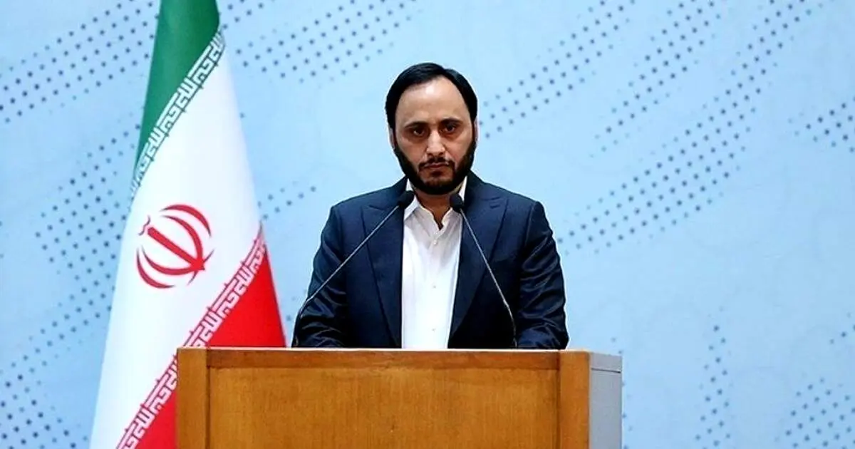 واکنش سخنگوی دولت به خبر افزایش قیمت بنزین: باید خندید!