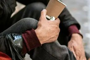 چراغ‌هایی که به مسجد رواست