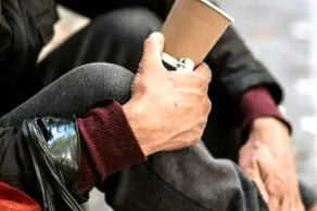 چراغ‌هایی که به مسجد رواست