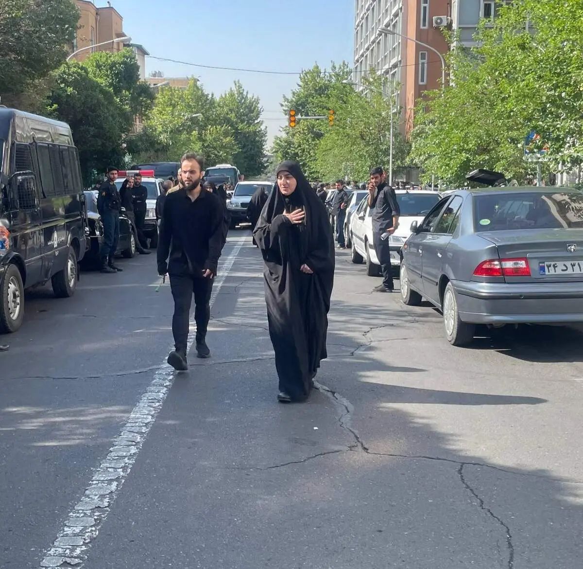 عکس از فرزندان سردار سلیمانی در دانشگاه تهران + ببینید 