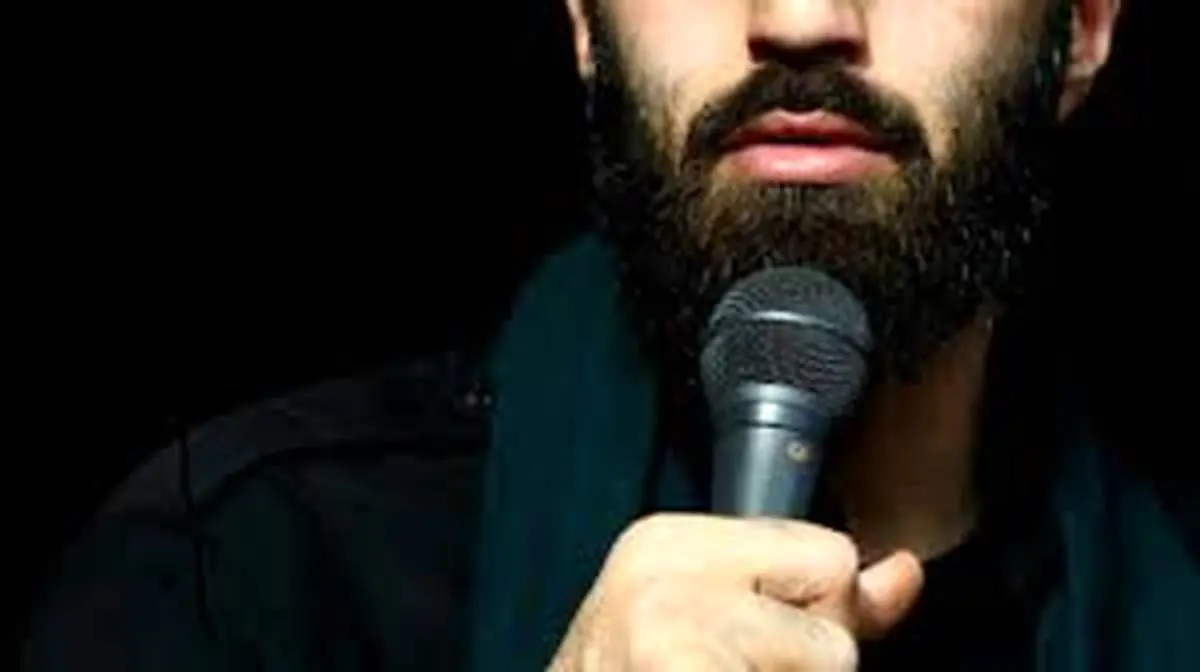 مداحی «مهدی رسولی» متشنج شد| شعارهای منشوری سر داده شد