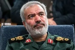سردار فدوی: برخی افراد روز بعد از صحبت‌های حضرت آقا، اظهارات اختلافی مطرح کردند که باید توبه کنند