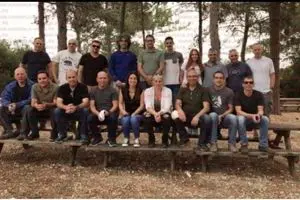 حنظله عکسی از تیم طراحی پهپاد «هرمس» اسرائیلی منتشر کرد