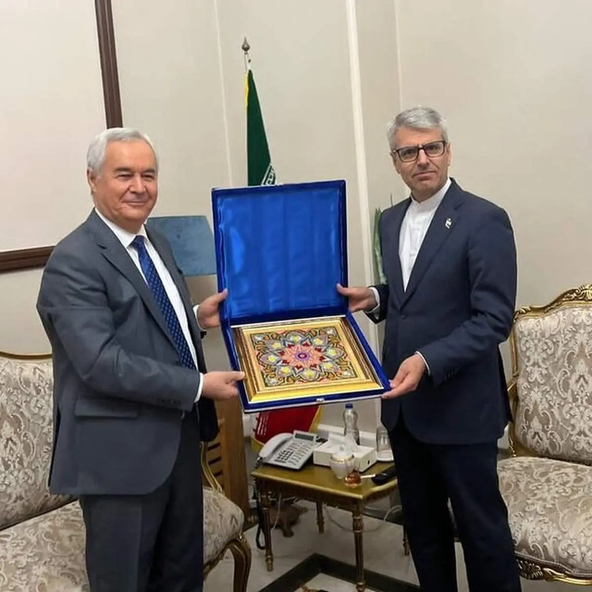سفیر تاجیکستان در ایران به دیدار بقائی رفت 