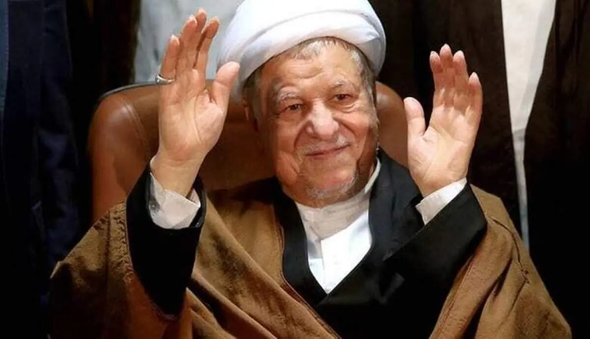 عکسی کمیاب و زیرخاکی از آیت الله هاشمی رفسنجانی + ببینید 