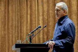 رئیس جمهور: اظهارات خارج از متن مورد توافق کمکی به پیشرفت مذاکرات نمی‌کند