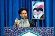 وحدت بین قوای سه‌گانه راه را برای وحدت بین مردم هموار می‌کند