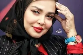 عکس عاشقانه بهاره رهنما با مرد جوان در صحرا!