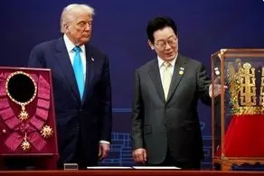 ترامپ تاج گرفت + عکس