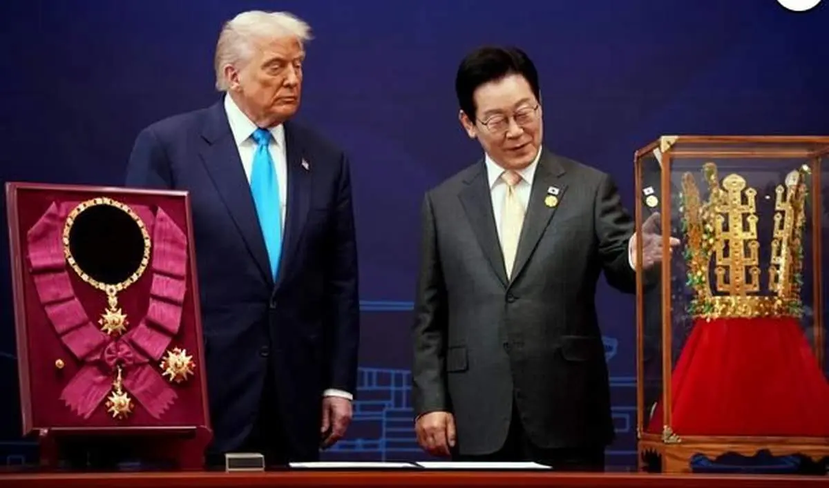 ترامپ تاج گرفت + عکس