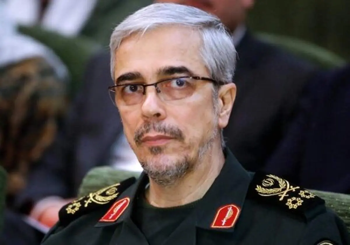 پیام سرلشکر باقری خطاب به فرمانده قرارگاه مشترک پدافند هوایی خاتمالانبیاء