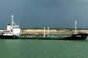 توقیف نفتکش خارجی حامل ۴ میلیون لیتر سوخت قاچاق در آب‌های خلیج فارس