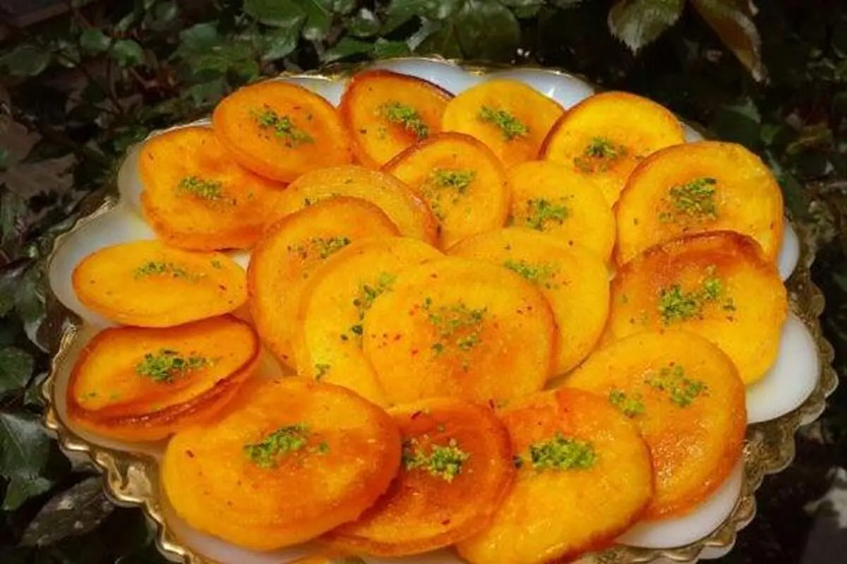 طرز تهیه خاگینه قاشقی تبریز؛ گرمای یک دسر سنتی در زمستان