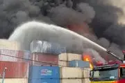 آتش سوزی در بندر شهید رجایی بندرعباس وارد روز چهارم شد
