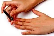 چرا هرگز نباید در شب ناخن ها را گرفت؟