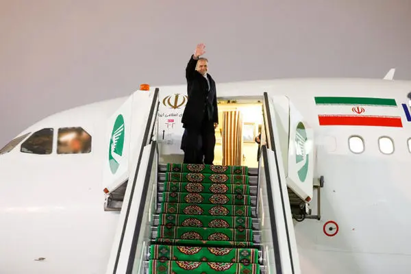 پزشکیان عازم تهران شد 