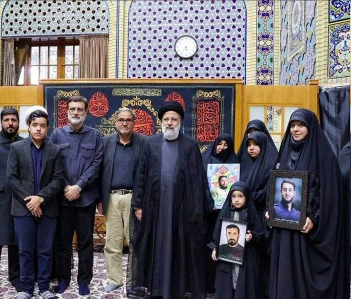 رئیس جمهور با خانواده تعدادی از شهدای مدافع امنیت دیدار کرد