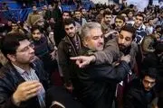 اعتراض و اختلال برای این دو نفر نون و آب شد+عکس 