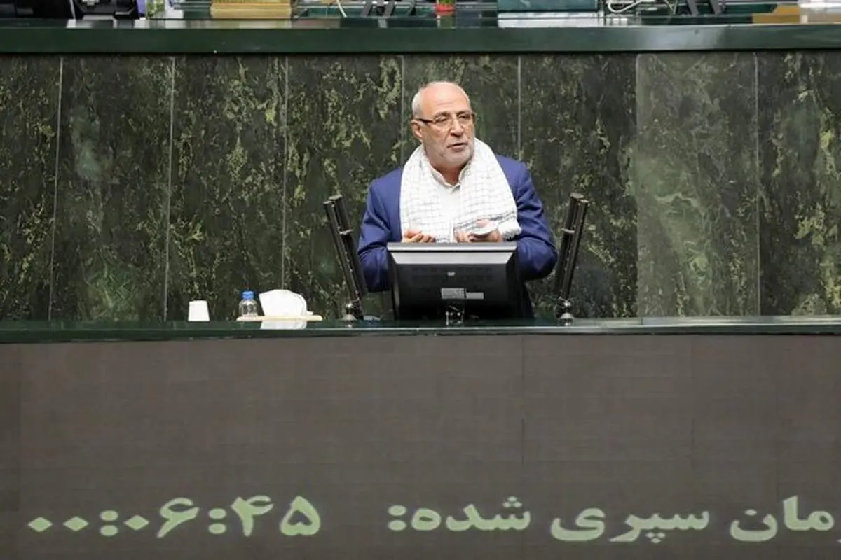 هشدار یکی از نمایندگان مجلس درباره واگذاری ایران‌خودرو: یقه اهمال کنندگان را می گیریم 