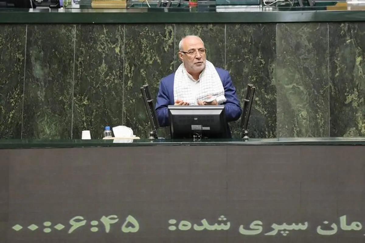 هشدار یکی از نمایندگان مجلس درباره واگذاری ایران‌خودرو: یقه اهمال کنندگان را می گیریم 