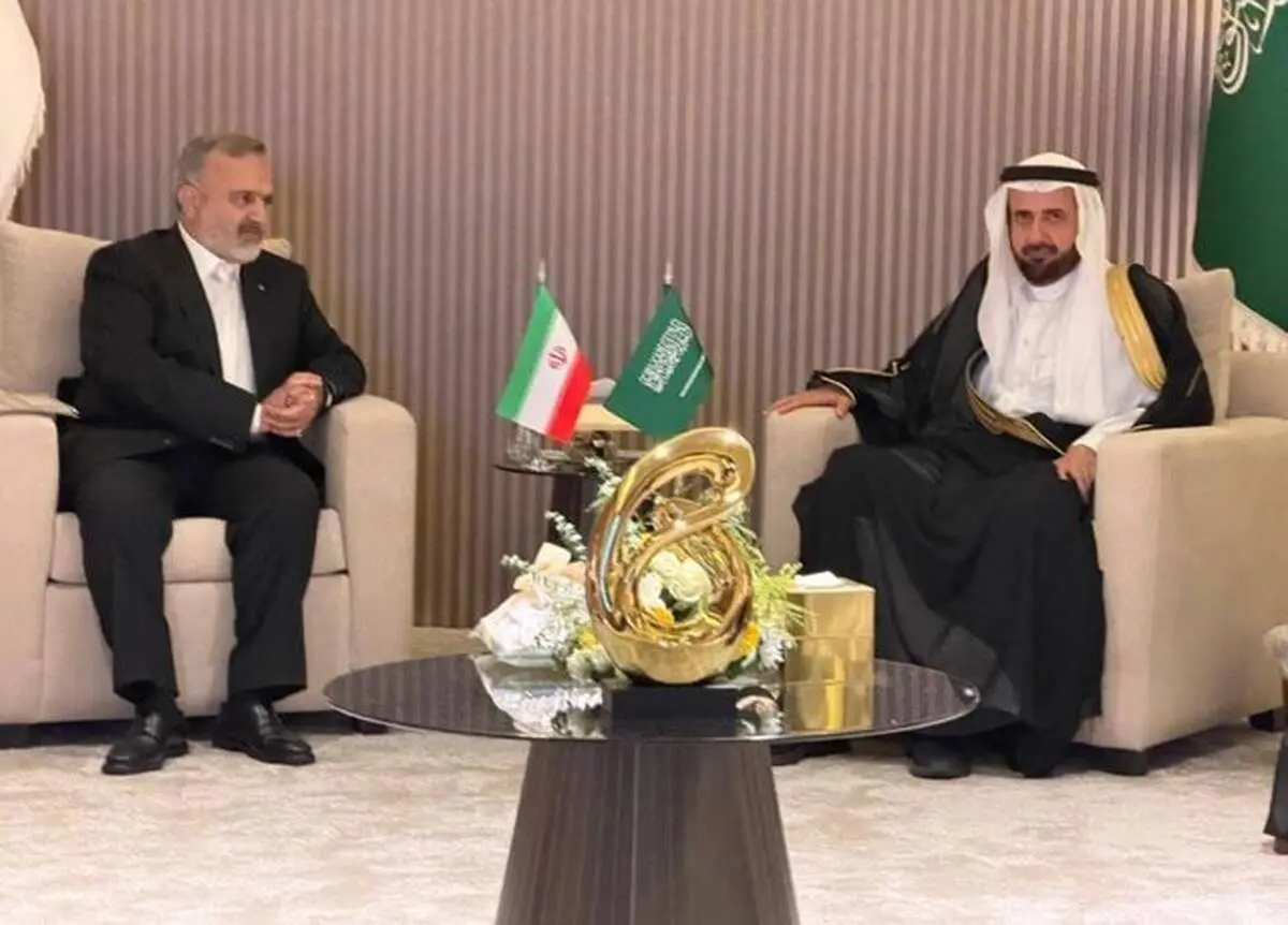 حامل پیام پزشکیان برای ولیعهد عربستان بودم