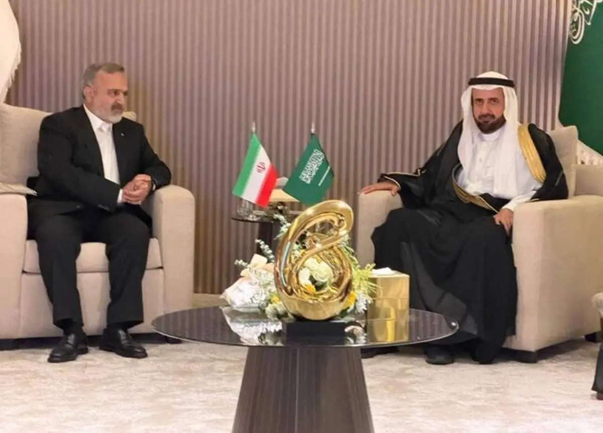 حامل پیام پزشکیان برای ولیعهد عربستان بودم