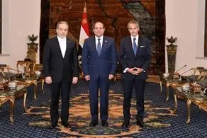 دیدار عراقچی و گروسی با رئیس جمهور مصر 