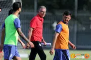 توهین دوباره خداداد عزیزی به کارلوس کی روش و تیم ملی