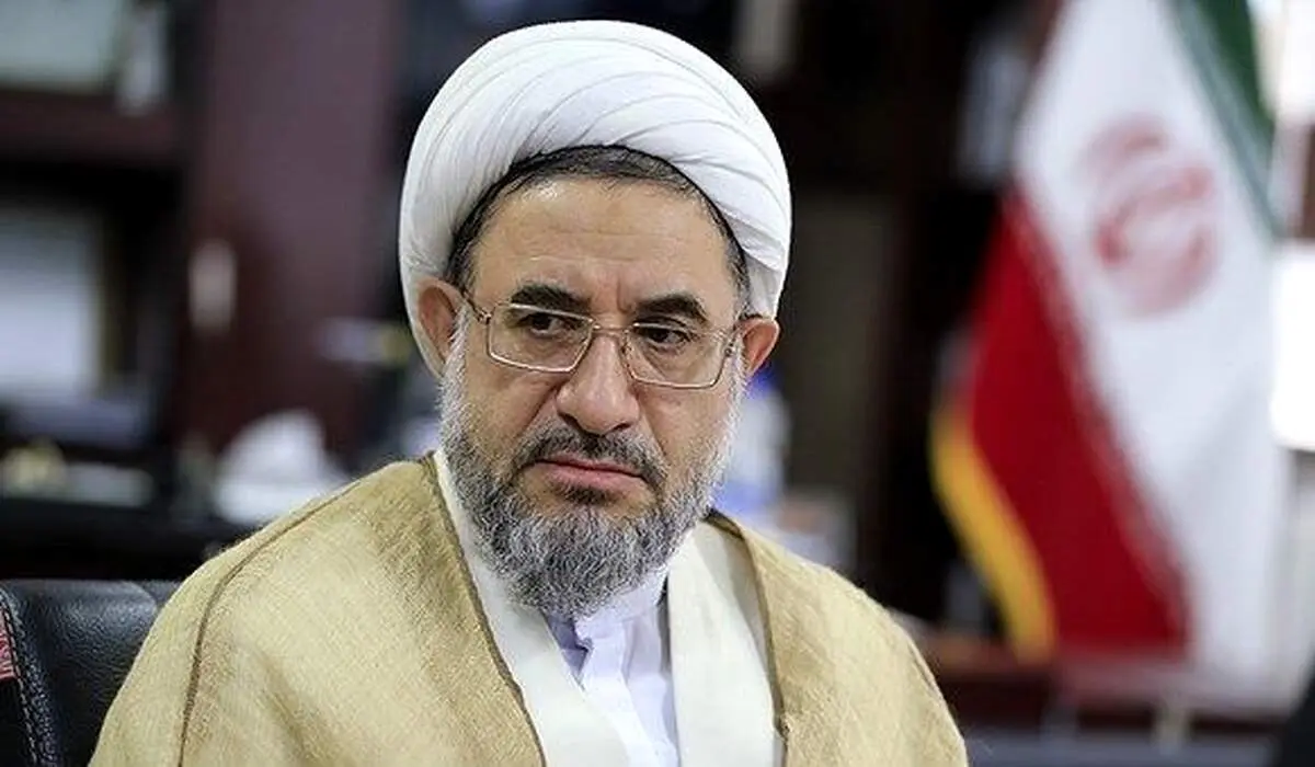 ممکن است یک غیرایرانی به عنوان رهبر توسط مجلس خبرگان انتخاب شود؟