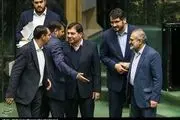 بازار دلار آشفته شد/ جلسه اضطراری و خصوصی مجلس با معاون اول رئیسی