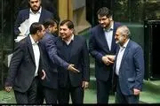 بازار دلار آشفته شد/ جلسه اضطراری و خصوصی مجلس با معاون اول رئیسی