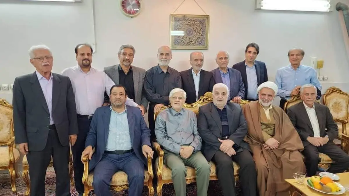 همه تلاش مسئولان باید این باشد که کشور در ورطه جنگ نیافتد