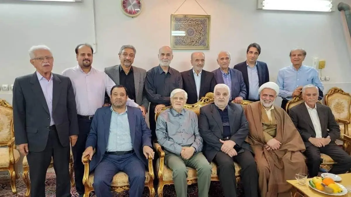 همه تلاش مسئولان باید این باشد که کشور در ورطه جنگ نیافتد