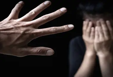 مجبور نبودم اما صیغه یک پیرمرد شدم تا...