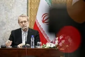 علی لاریجانی خطاب به ترامپ: مراقب سربازان خود باشید 