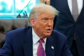 ترامپ توقف مذاکرات با ایران را تکذیب کرد