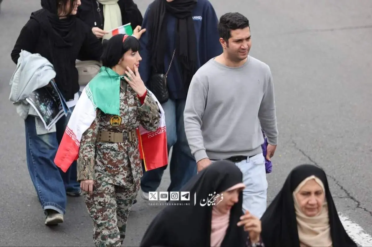 یک خانم با تیپ ارتشی در خیابان های تهران ظاهر شد + عکس 