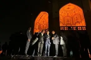 عکس مدیرکل آژانس بین المللی انرژی اتمی در پل خواجو + ببینید 