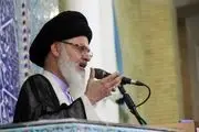 امام جمعه قم: حجاب اجباری نیست