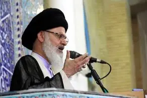 امام جمعه قم: حجاب اجباری نیست