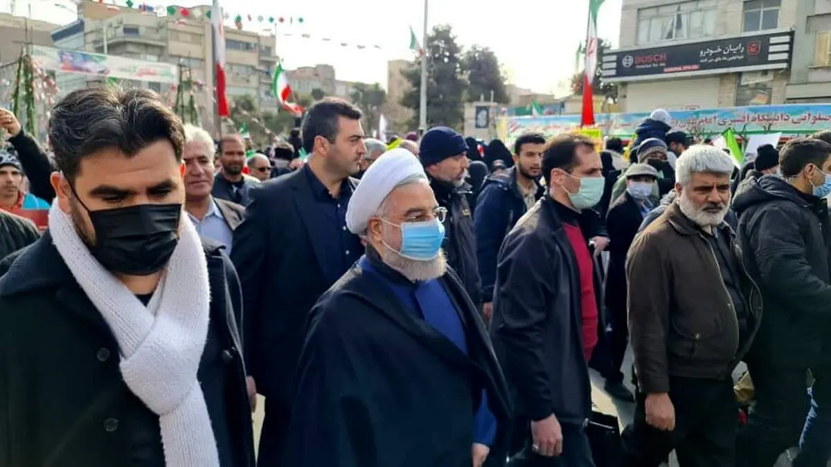 تصاویر حضور حسن روحانی در راهپیمایی ۲۲ بهمن+عکس