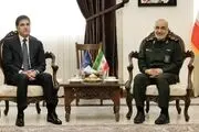 رایزنی نیچروان بارزانی با فرمانده کل سپاه