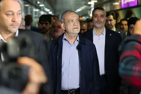 پزشکیان وارد مجلس شد 