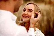 ادعای عجیب و باورنکردنی درباره وفاداری جنسیِ زنانی که این رنگ لباس را می پوشند!