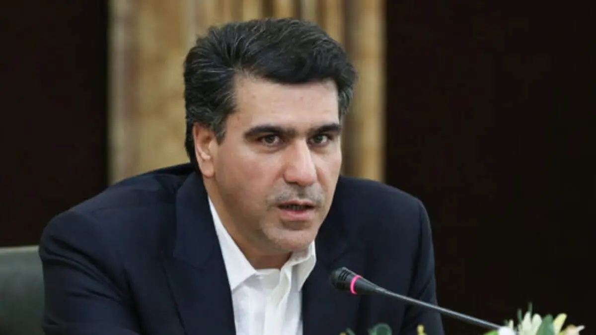 واکنش علیرضا معزی به انتشار اینفوگرافیک پرحاشیه خبرگزاری دولت 
