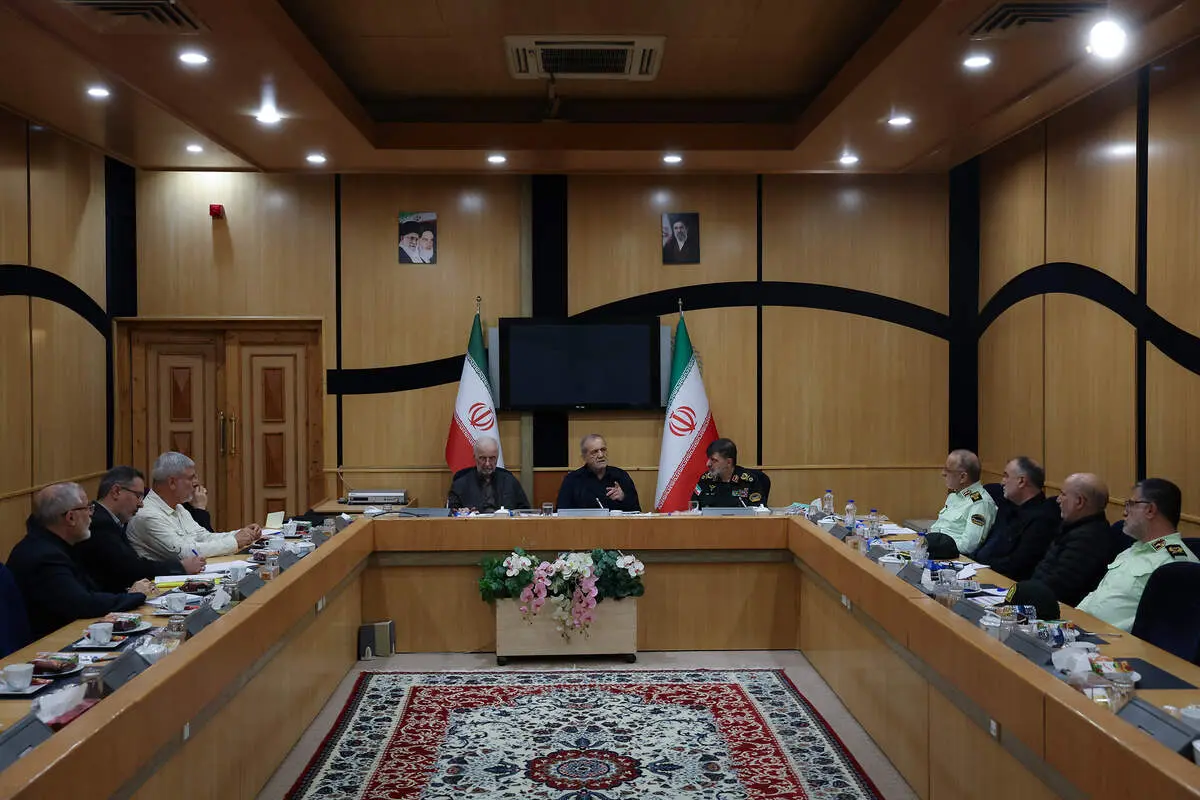 پزشکیان: ترجیح منطقی و مبتنی بر منافع ملی تکمیل پیروزی‌ نیروهای مسلح در عرصه دیپلماسی است