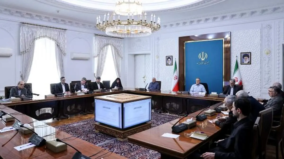 پزشکیان: تغییر افراد لزوما راهکار موثری برای رفع مشکلات نیست 